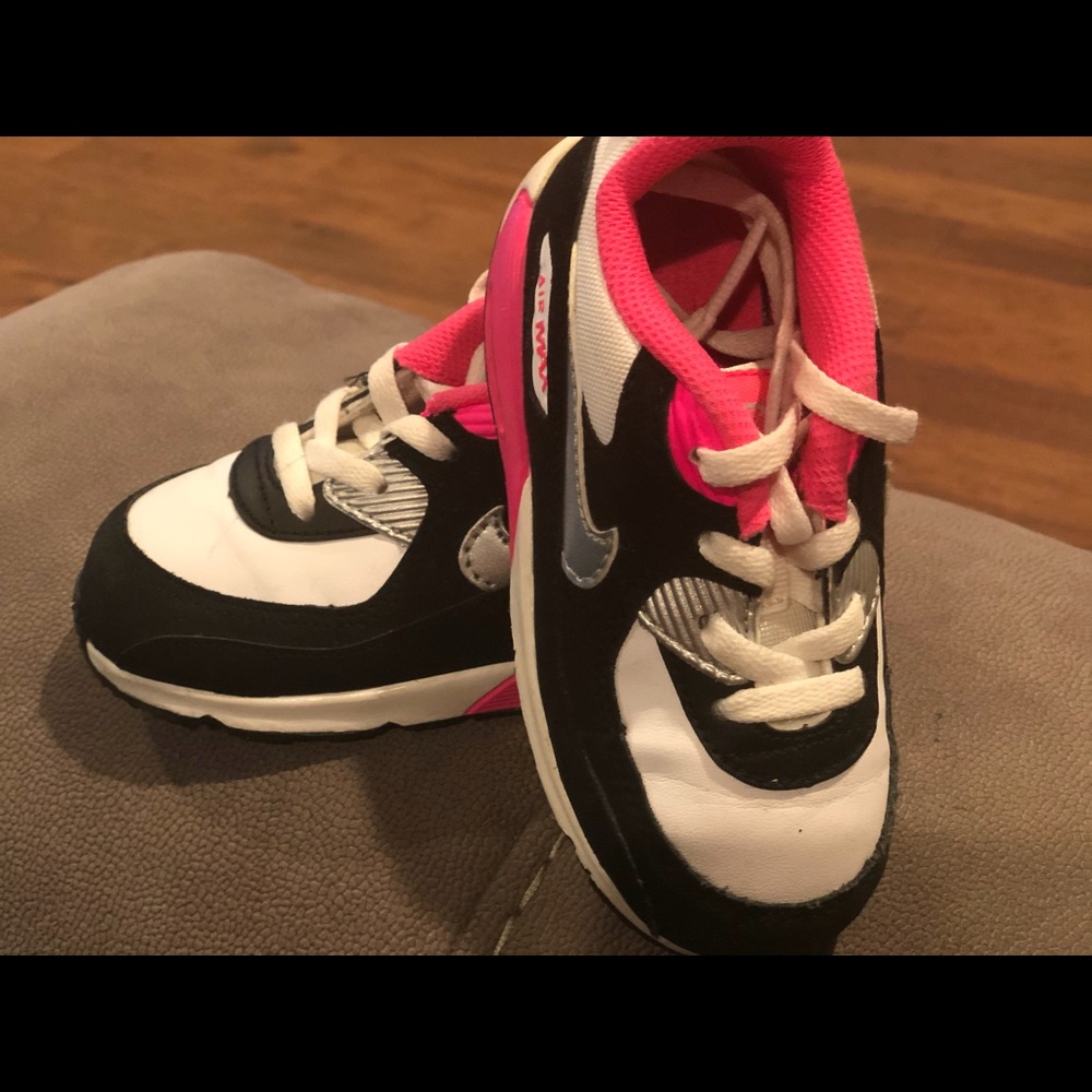 Nike AirMax Toddler Blk/pink/wht size 8C